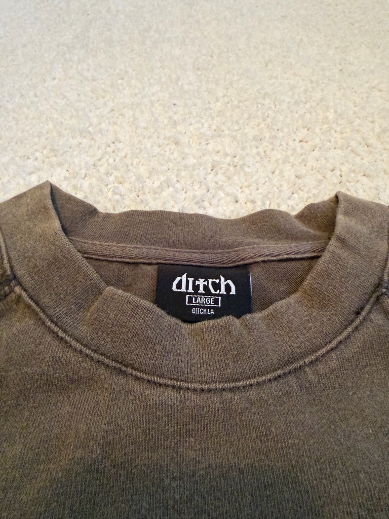 Ditch Graphic Long Sleeve Shirt Brown Grunge Heart Y2k Large — image 3 of 5